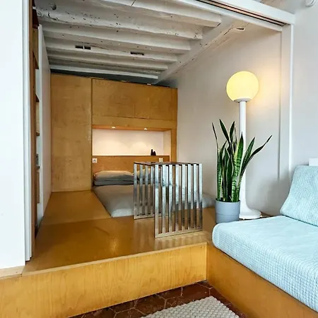 Peaceful Flat In Paris